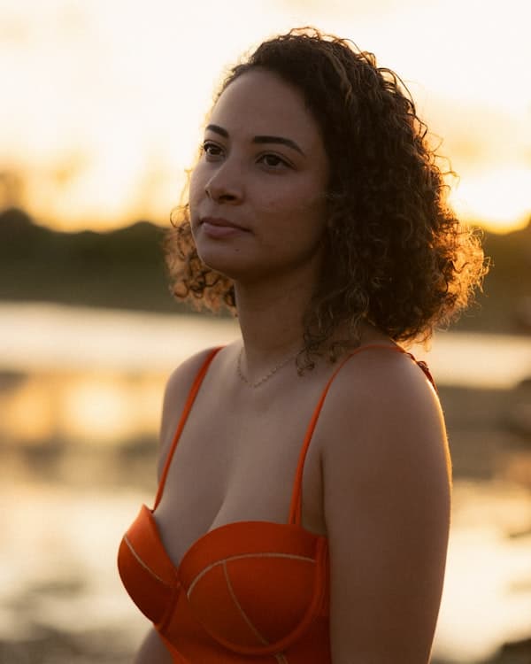 Hinge profile example